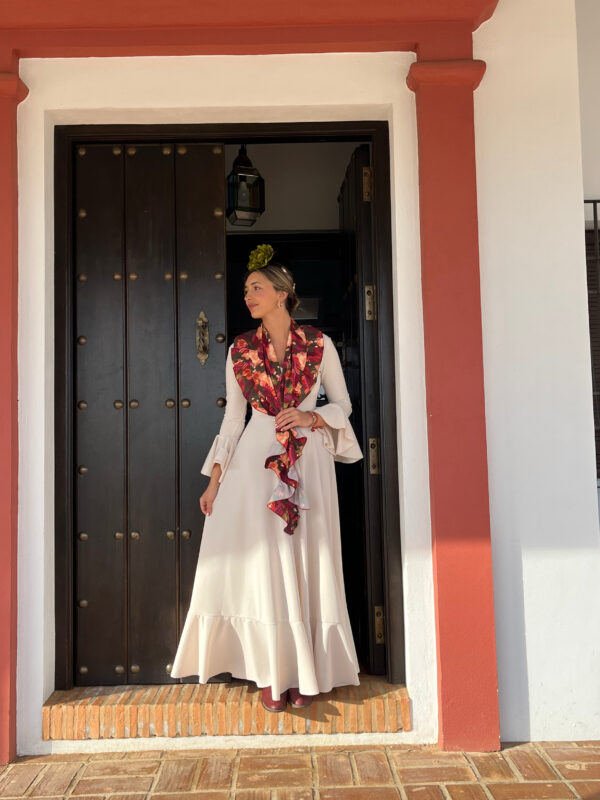 TRAJE BEIGE BÁSICO