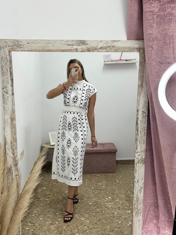 CONJUNTO LILY BORDADO