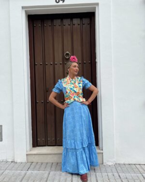 BATA PERFORADA CELESTE TALLAS