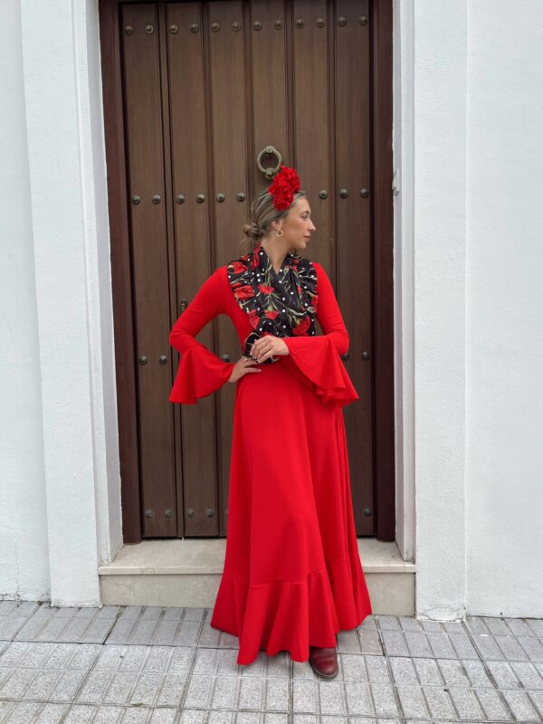 TRAJE BÁSICO ROJO