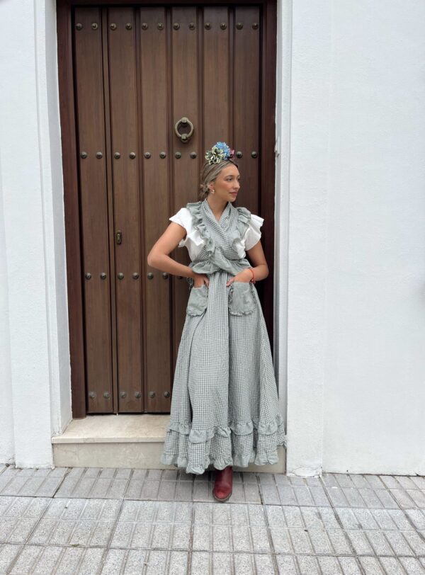 CONJUNTO PICO Y FALDA VICHY VERDE - Imagen 2