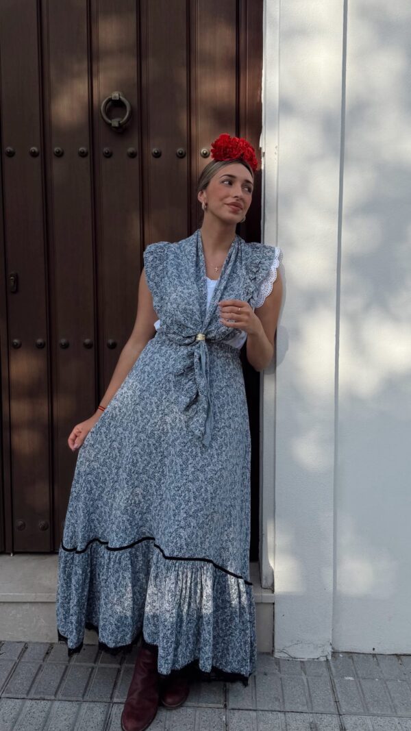 CONJUNTO PICO Y FALDA FLORECITAS AZUL