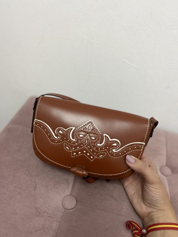 BOLSO LABRADO CLARO