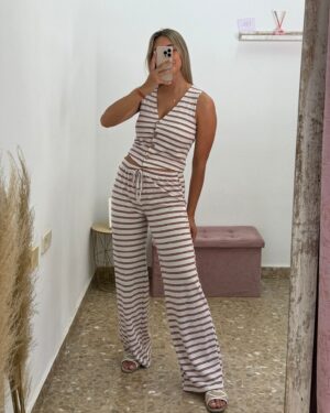CONJUNTO CHALECO RAYAS BURDEOS